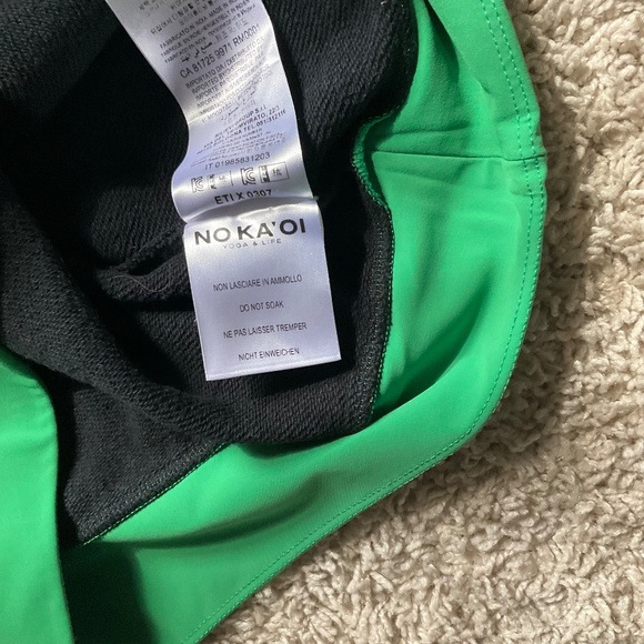 NO KA' OI SET OF LEGGINGS AND SWEATSHIRT. SIZE: 01-02 (S). COLOR: BLACK MULTI - Picture 9 of 10